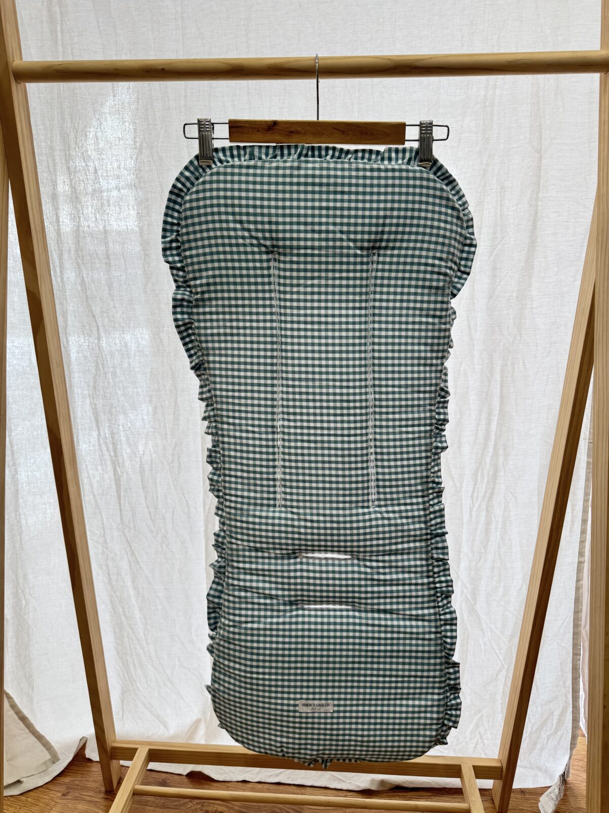 Colchoneta universal con volante vichy mint